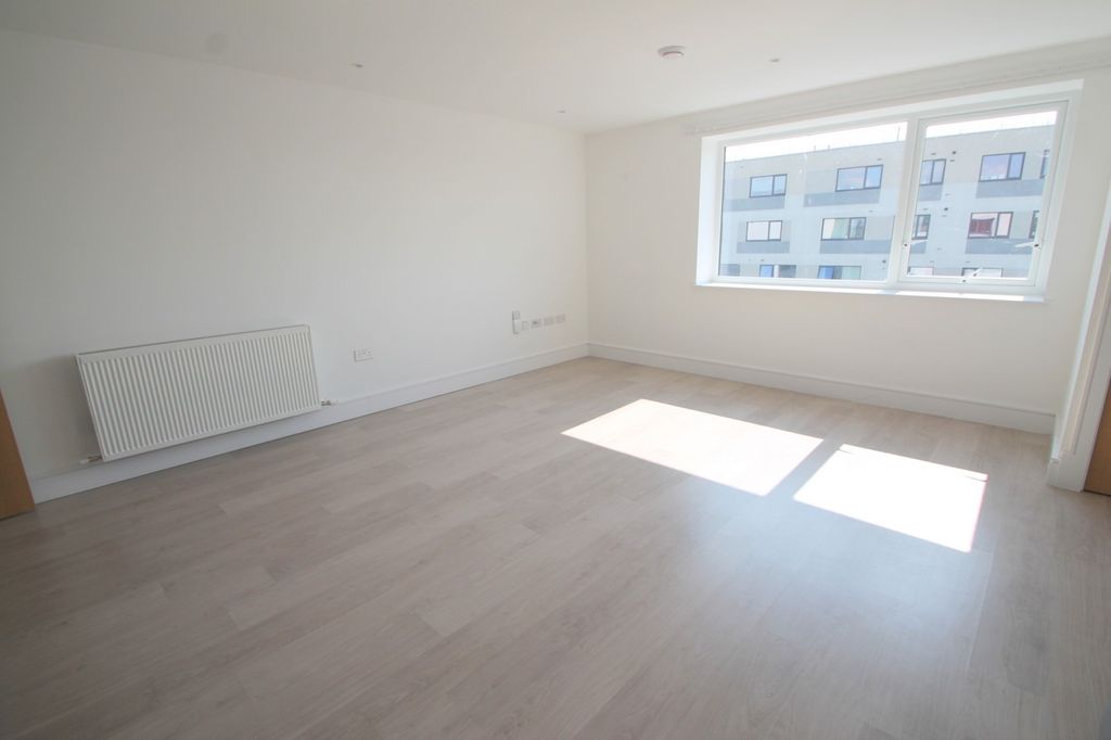 Property photo 2 of 9 Lounge