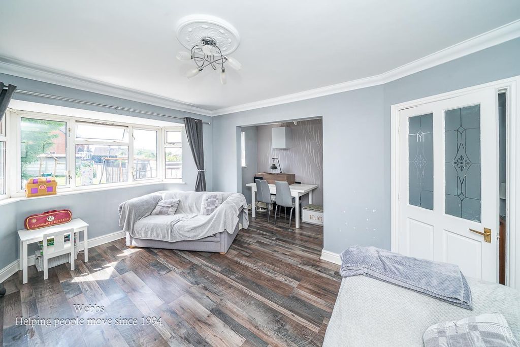 Property photo 3 of 20 Webbs-2.Jpg
