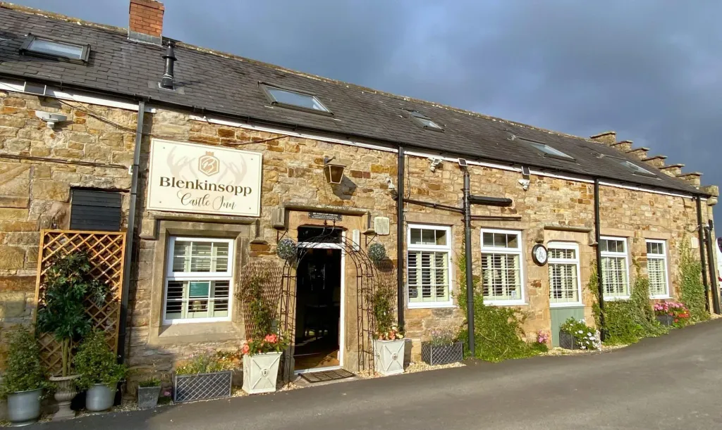 Property photo 1 of 11