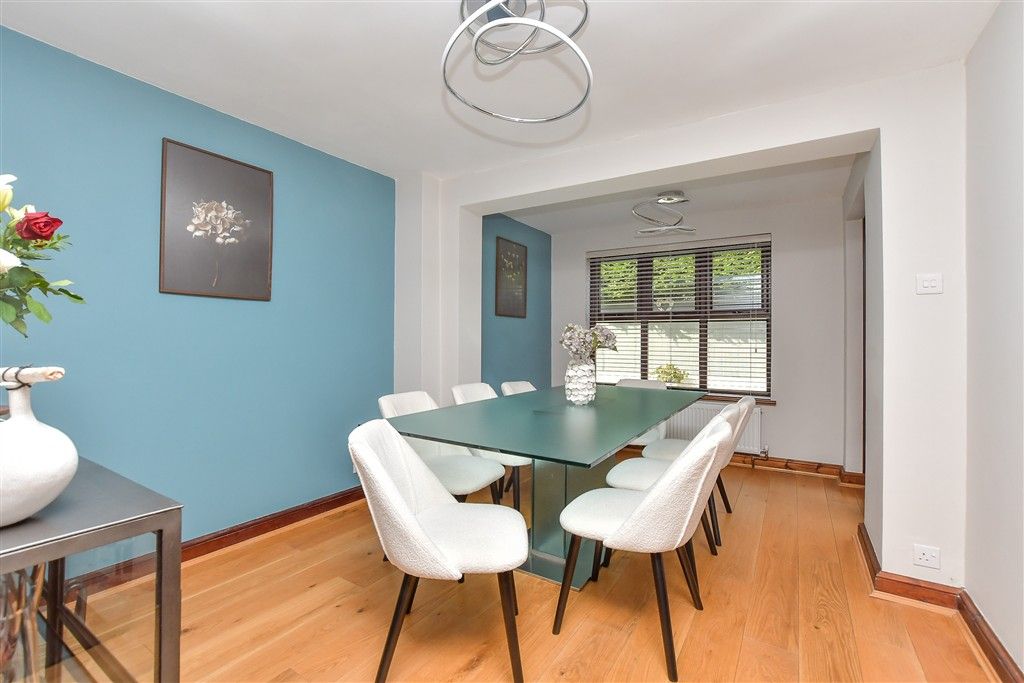 Property photo 3 of 21 Dining Room