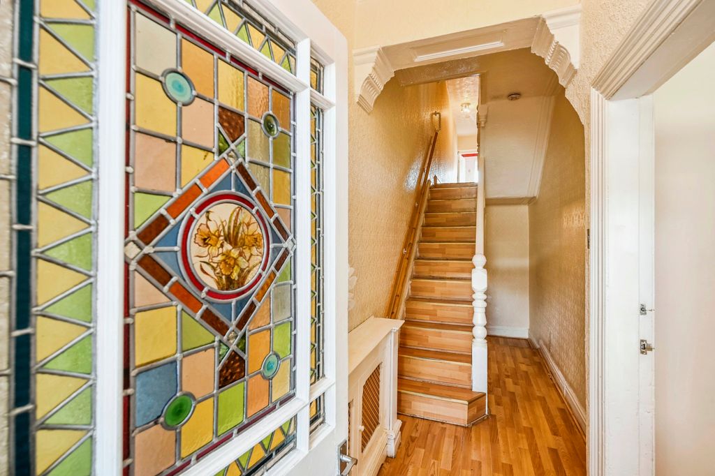 Property photo 3 of 17 Photography