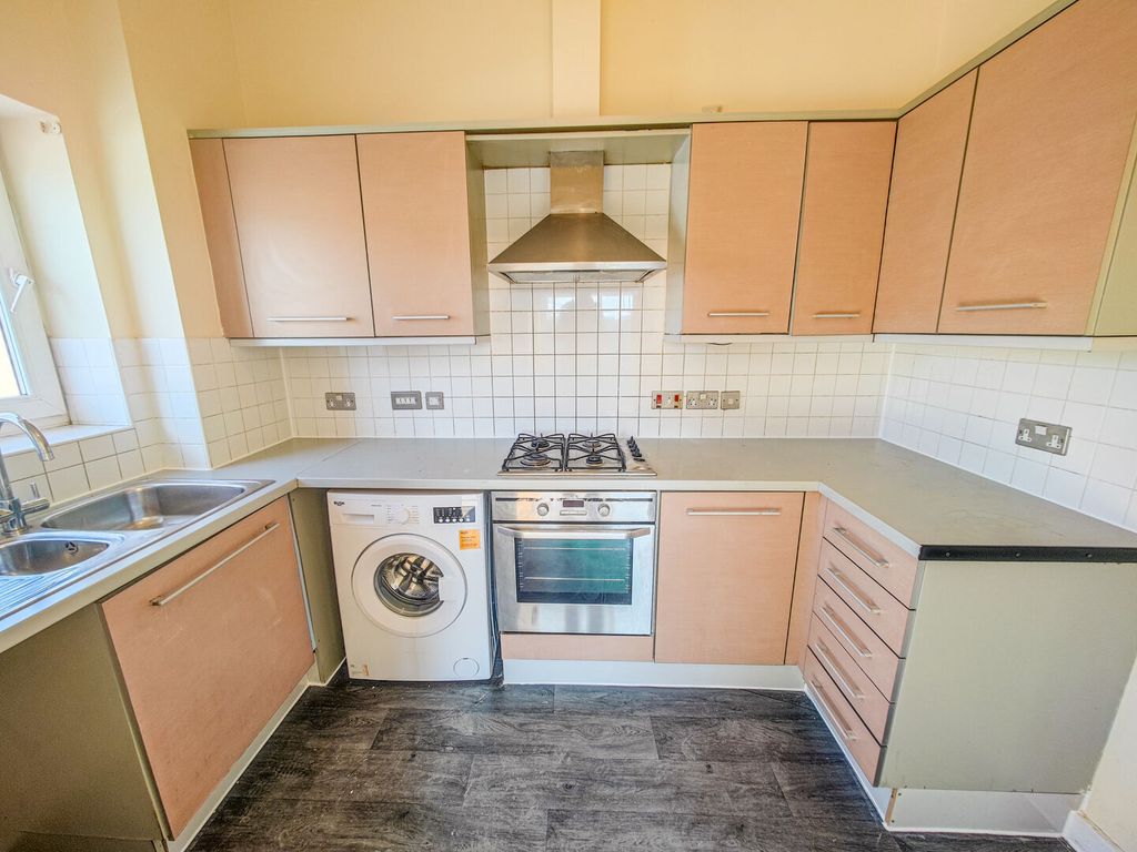 Property photo 2 of 11 Photo 13