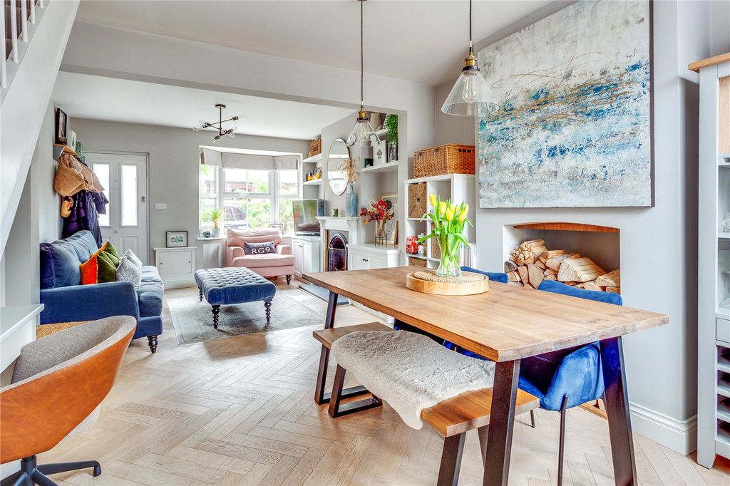 Property photo 3 of 10 Living/Dining Room