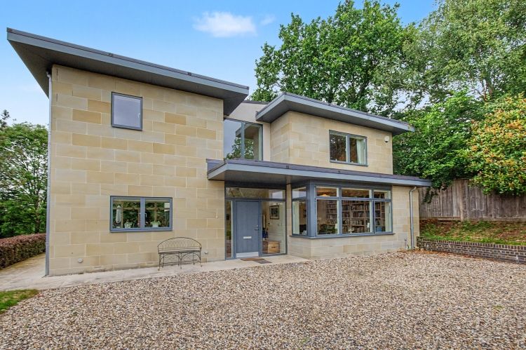 Property photo 1 of 20 331371