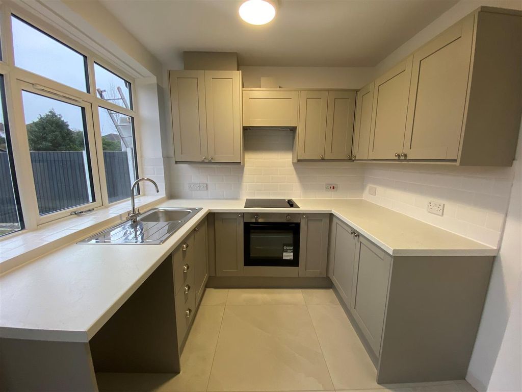 Property photo 3 of 13 3.Jpg