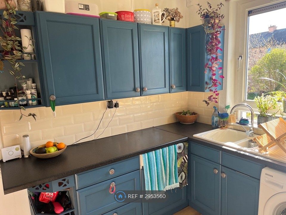 Property photo 3 of 20 Kitchen Dining 3