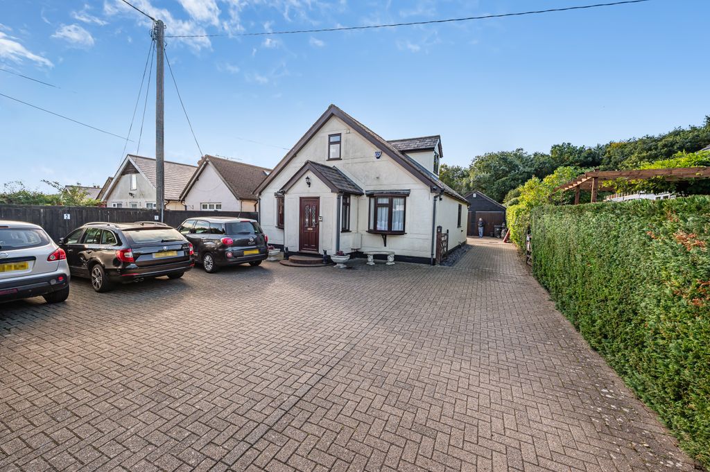 Property photo 1 of 24