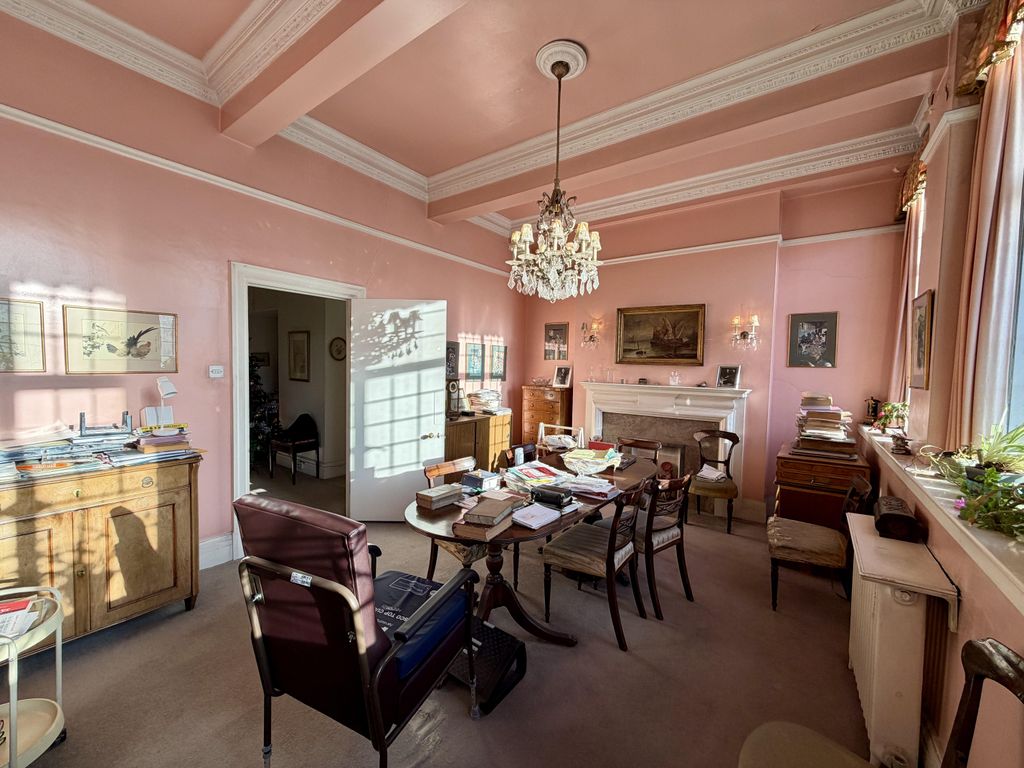 Property photo 3 of 9 Image00006.Jpg