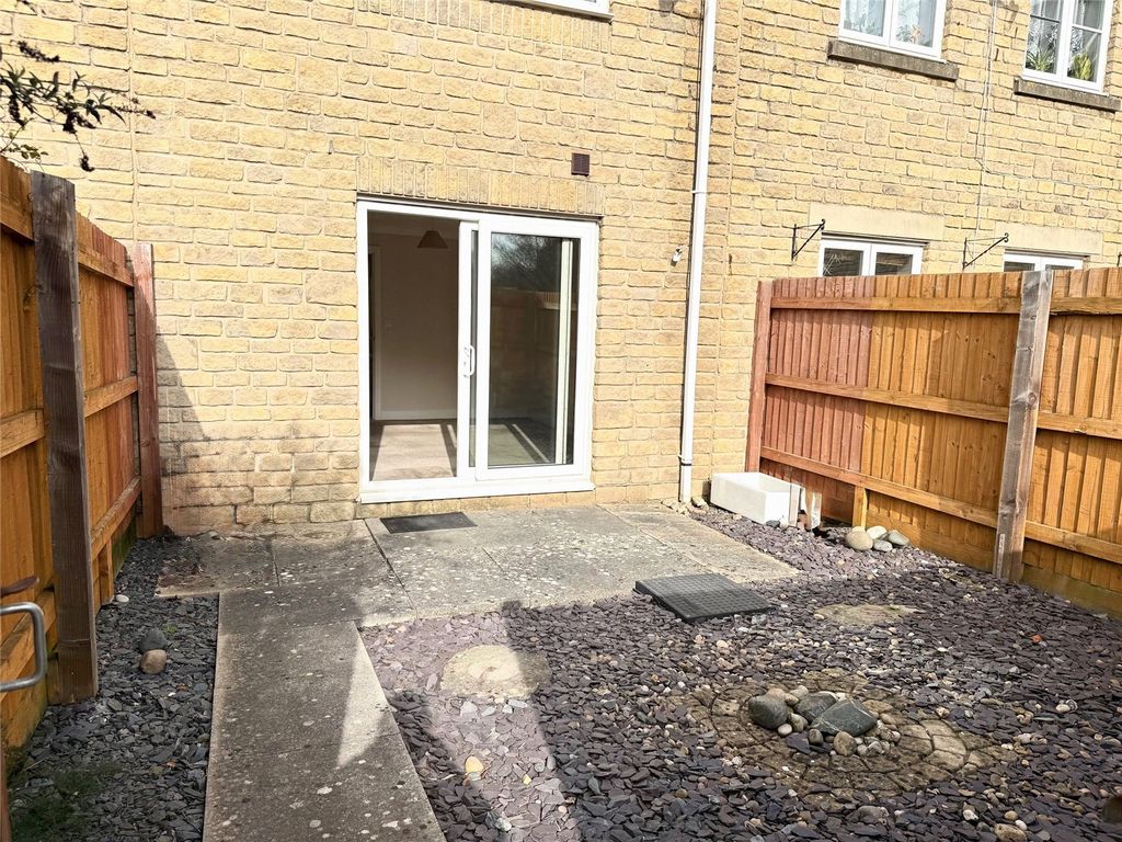 Property photo 2 of 13 Picture No. 05