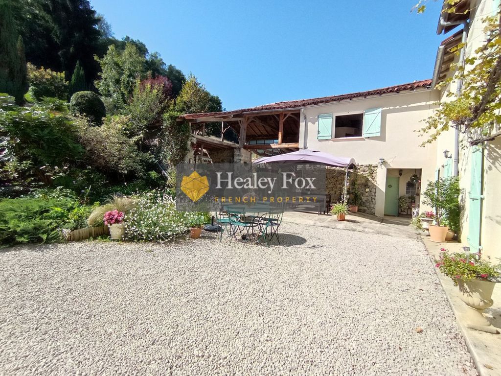 Property photo 3 of 27