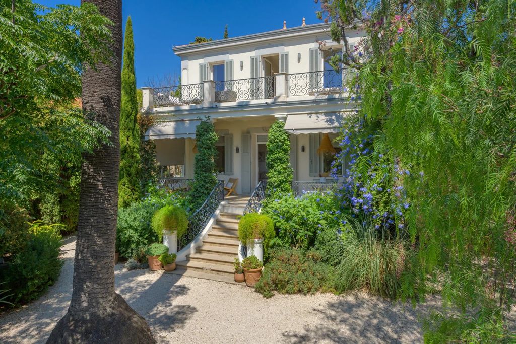 Property photo 2 of 24