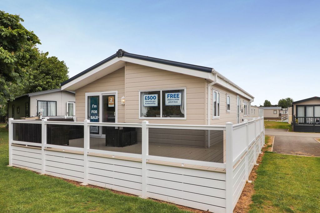 Property photo 1 of 19