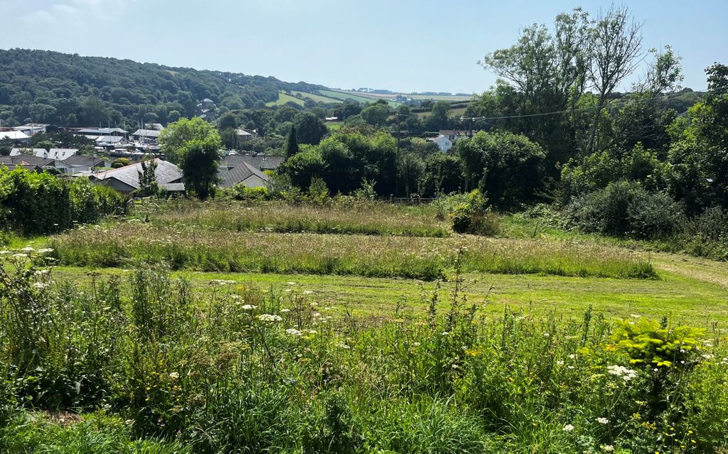 Property photo 1 of 5