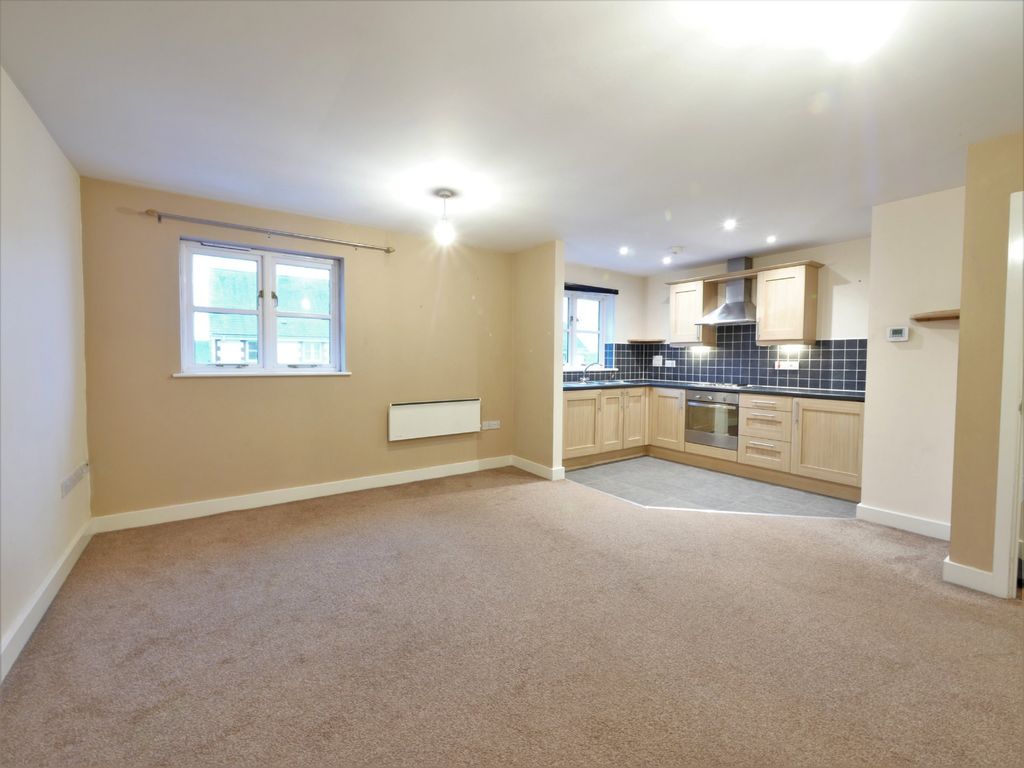Property photo 2 of 6