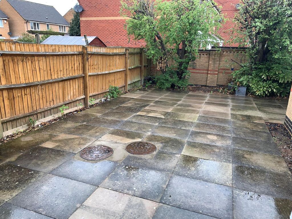 Property photo 2 of 8 Rear Garden