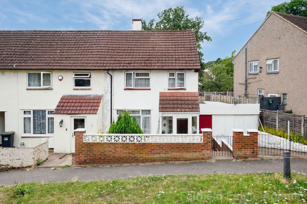 Property photo 1 of 20