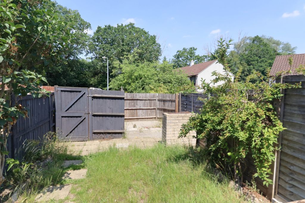 Property photo 3 of 16 Picture No. 10