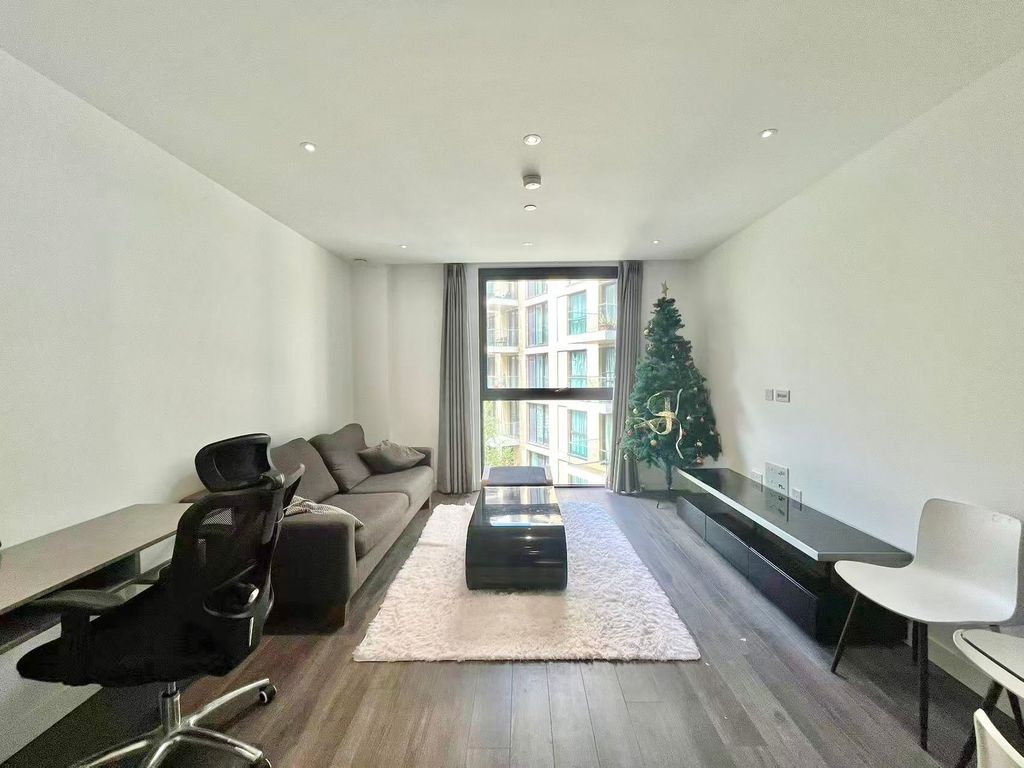 Property photo 1 of 24