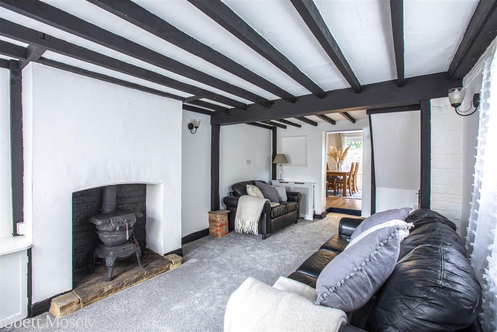 Property photo 2 of 17 20260724-4 Victoria Cottages-27.Jpg