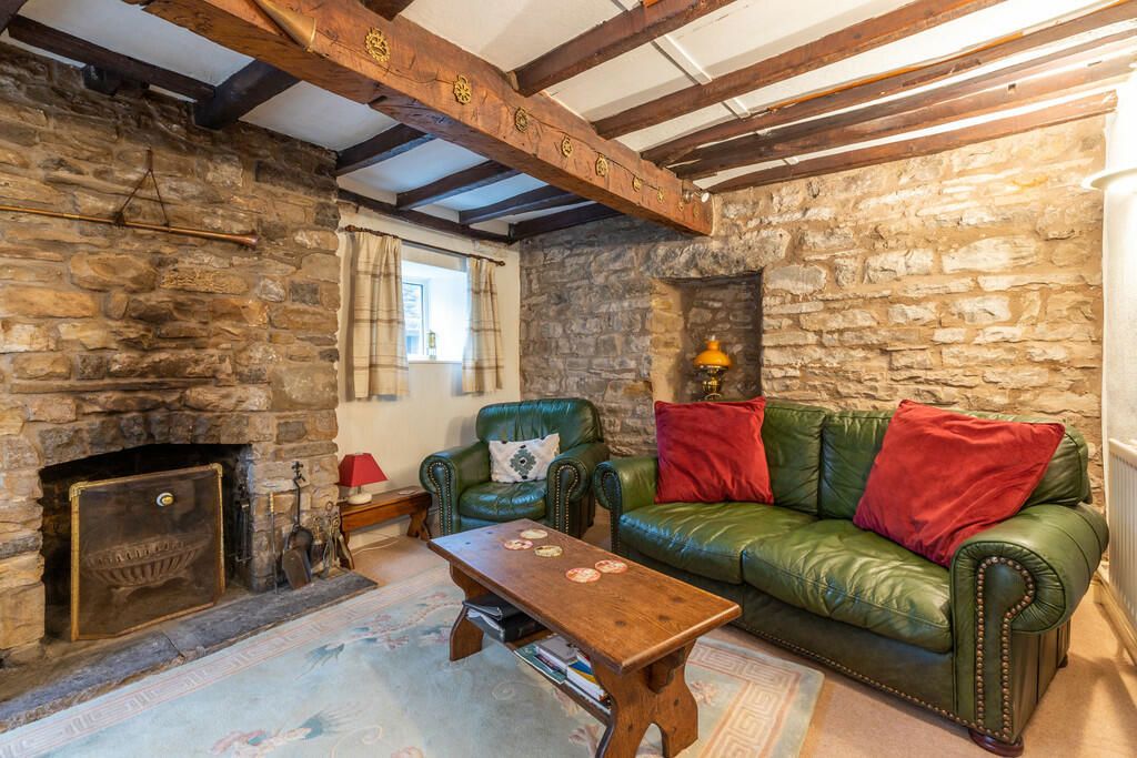 Property photo 3 of 23