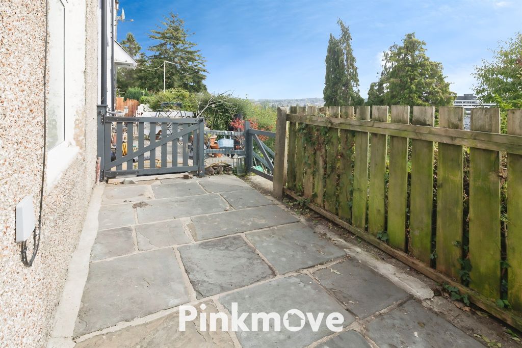 Property photo 3 of 12