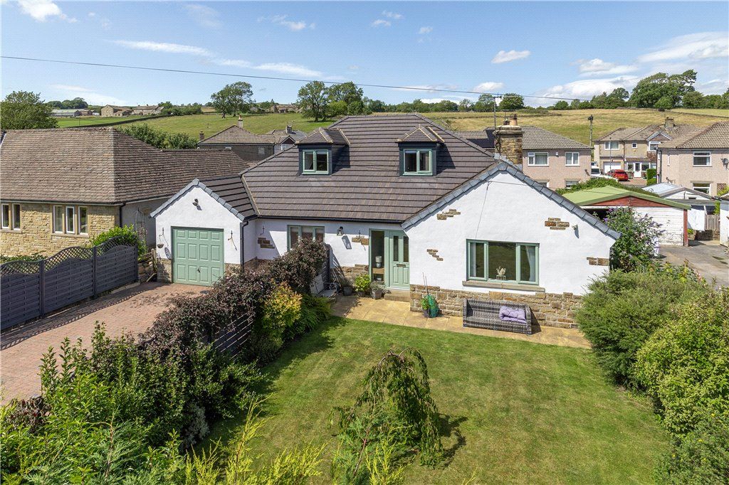 Property photo 1 of 18 External