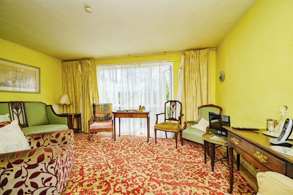 Property photo 3 of 16