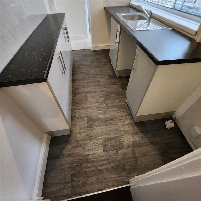 Property photo 3 of 13 _7M9Yed4J6Cgbldn1Sf1Vgog-O35G_Vqxysbgykydm8=_Plain