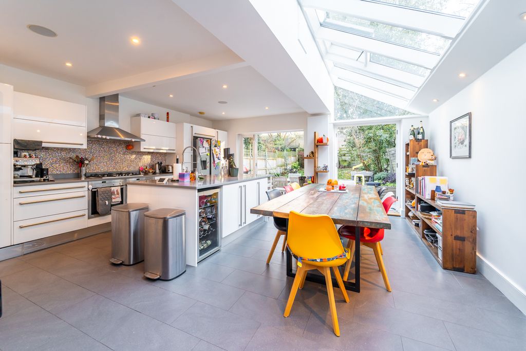 Property photo 2 of 19 Ndb00833-Edit