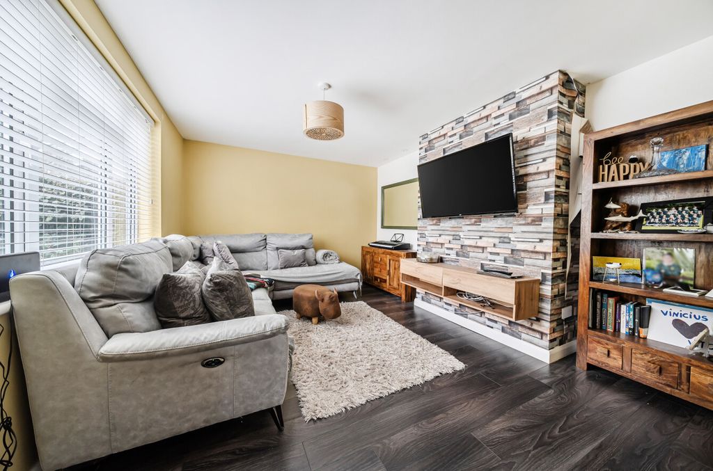 Property photo 2 of 16 1430409-3-69B3E8A...