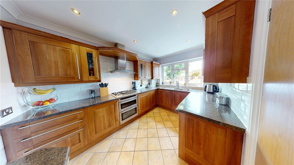 Property photo 2 of 18 Picture No. 02