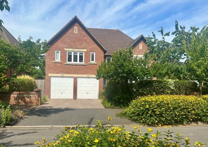 Property photo 1 of 15 External