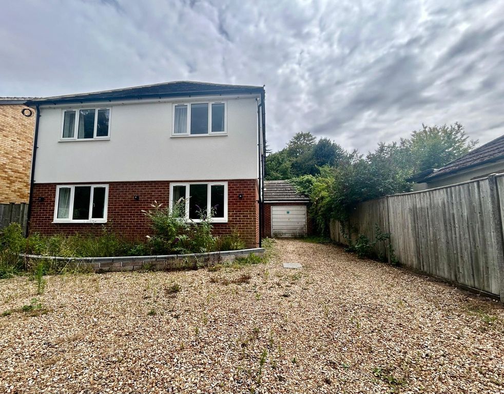 Property photo 1 of 14 Picture No. 16