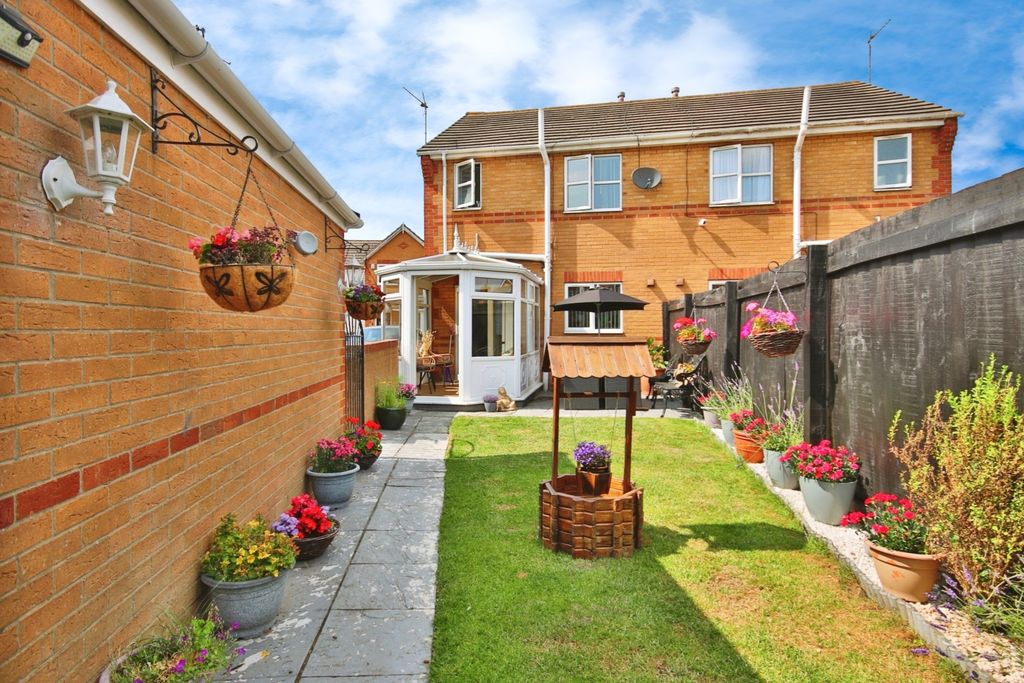 Property photo 1 of 14 4319673
