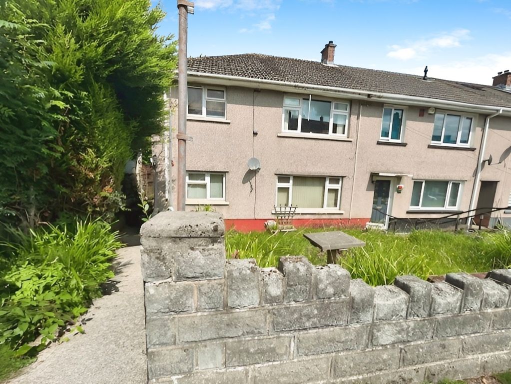 Property photo 1 of 8
