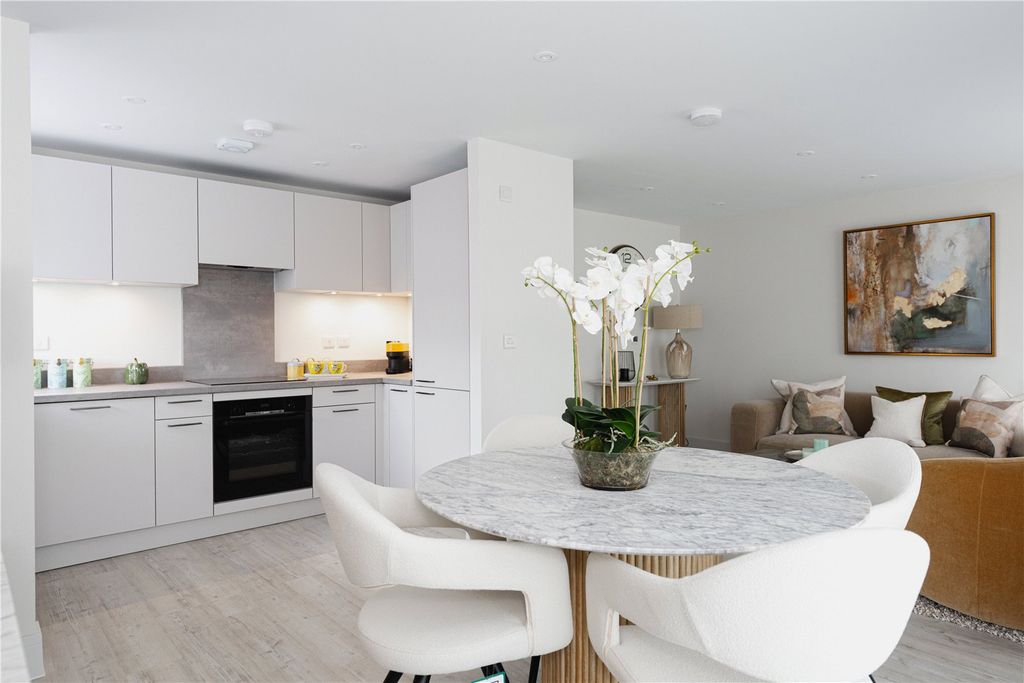 Property photo 1 of 9 Show Home Dining