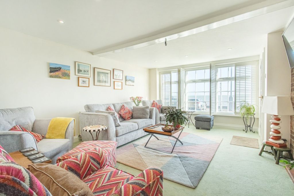 Property photo 2 of 22 Picture 2