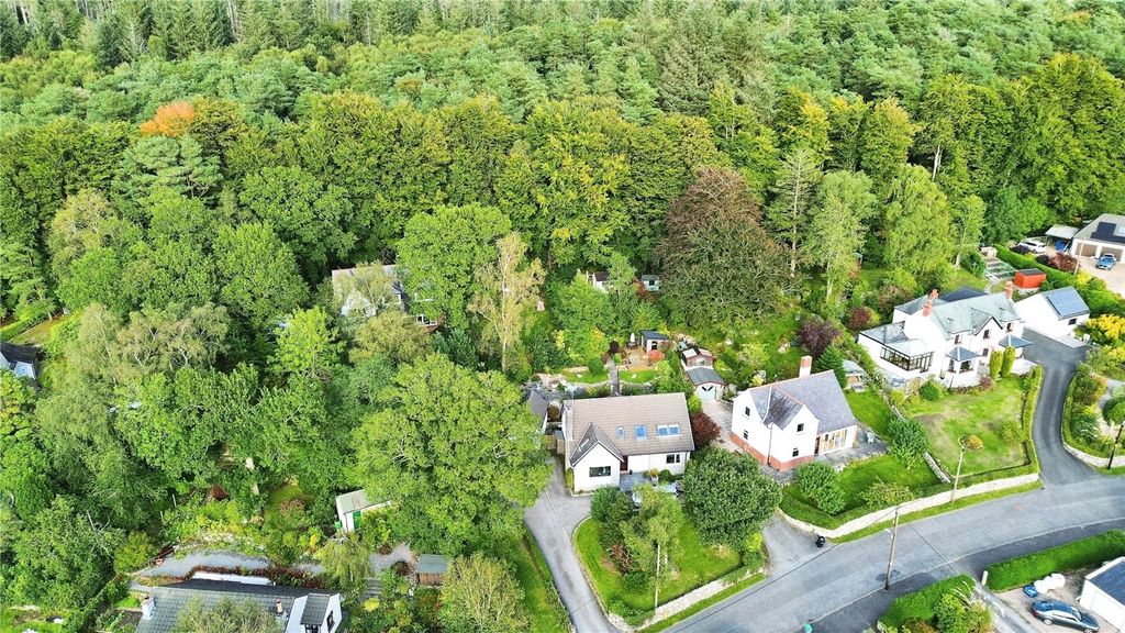 Property photo 2 of 27 Picture No. 02