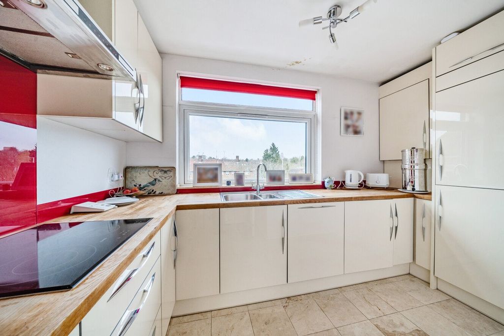 Property photo 3 of 20 Picture No. 06