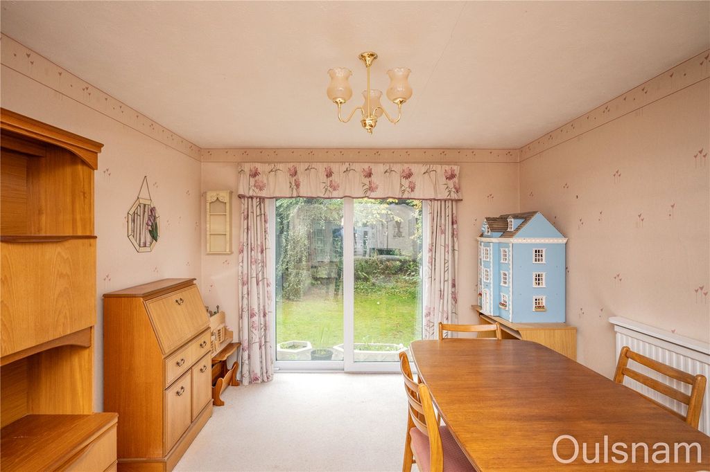 Property photo 3 of 16 Picture No. 11