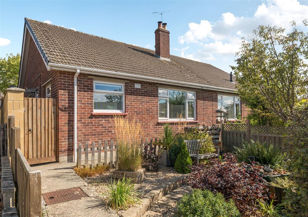 Property photo 1 of 17 1344135-1-68B1c848Bcea3.Jpg