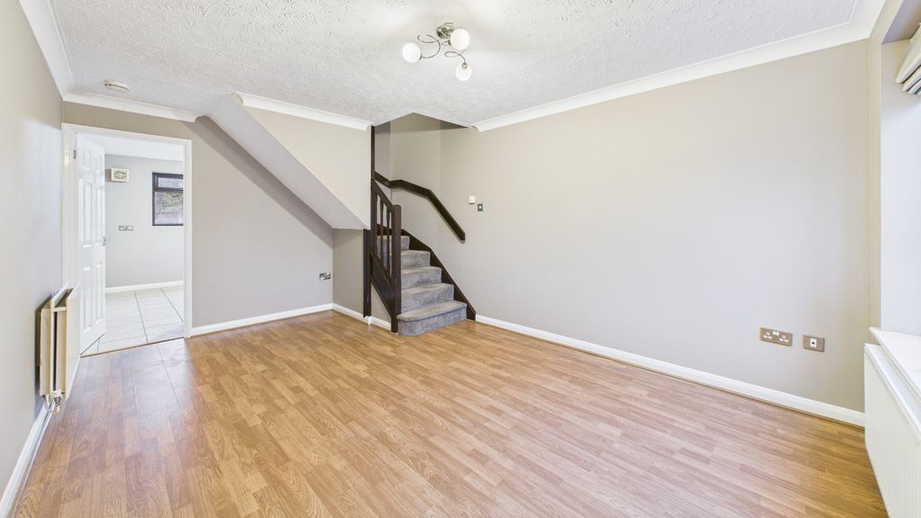 Property photo 3 of 15 4455623