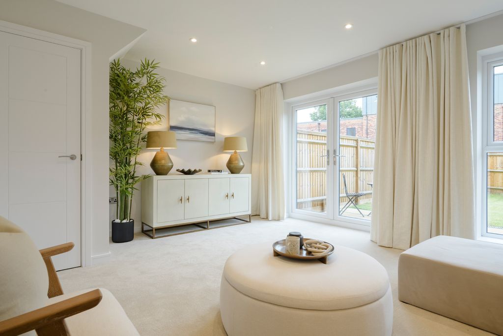 Property photo 2 of 13