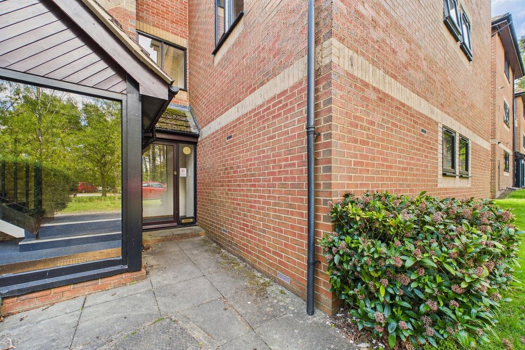 Property photo 1 of 7 Picture No. 12