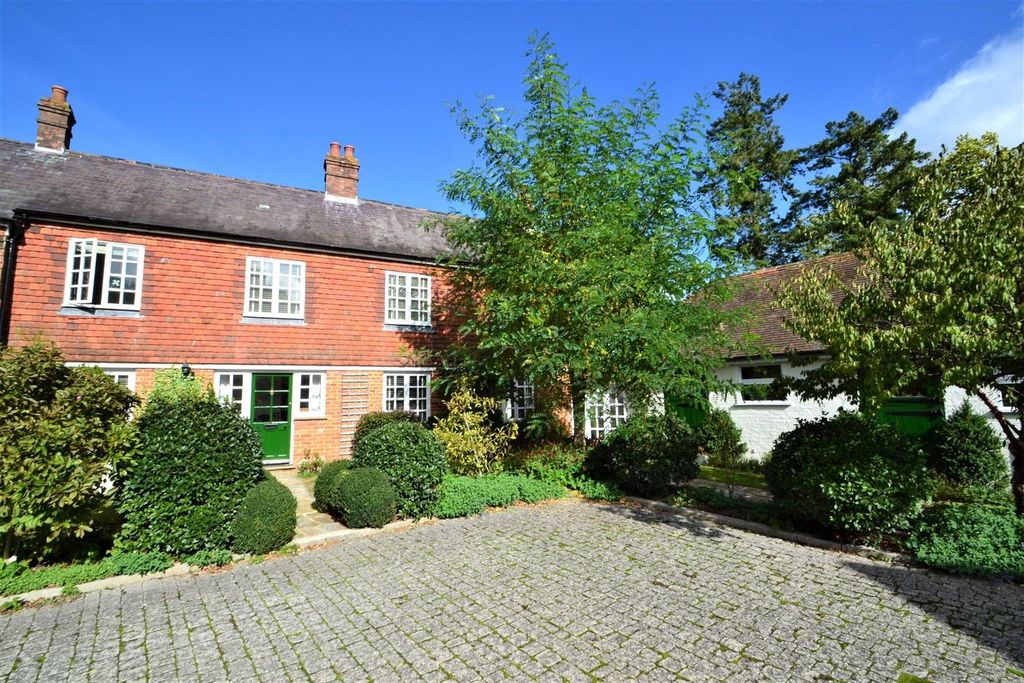 Property photo 1 of 15 (Main)