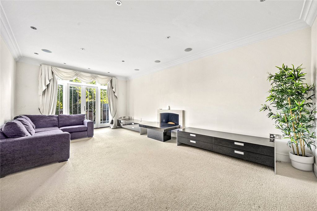 Property photo 3 of 47 Picture No. 40