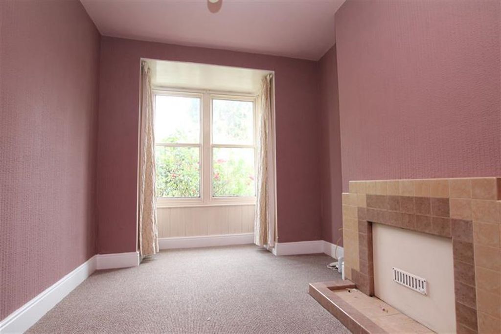 Property photo 2 of 11 (Main)