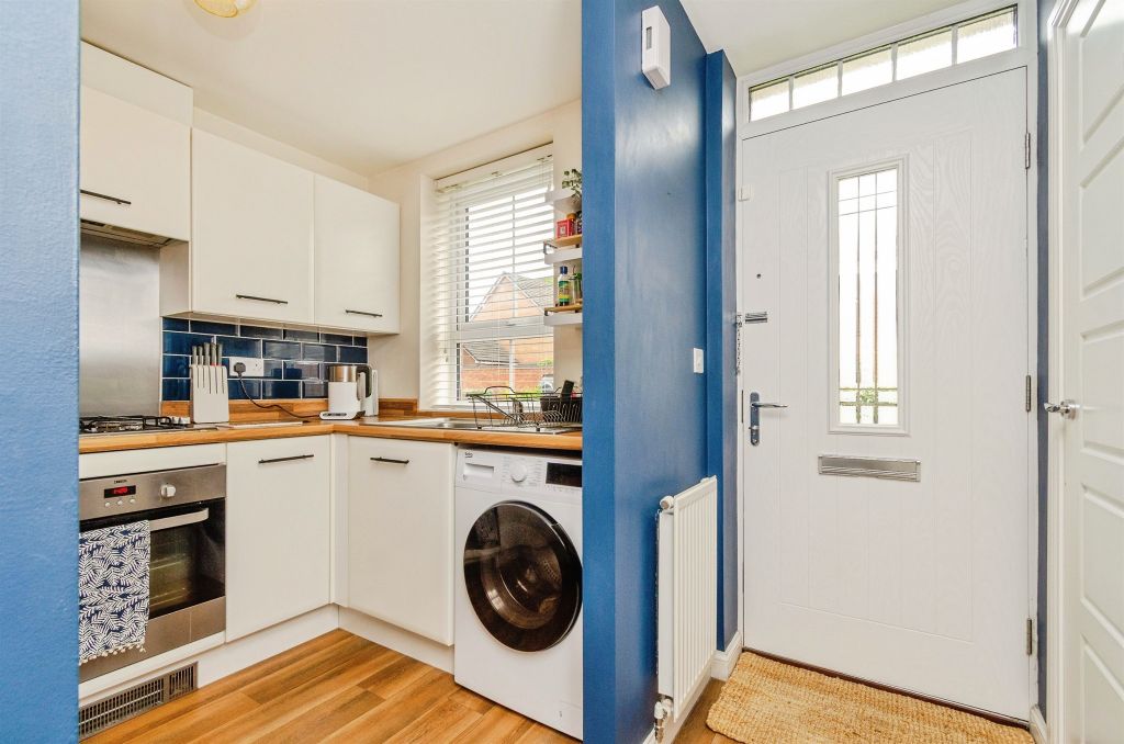Property photo 2 of 17