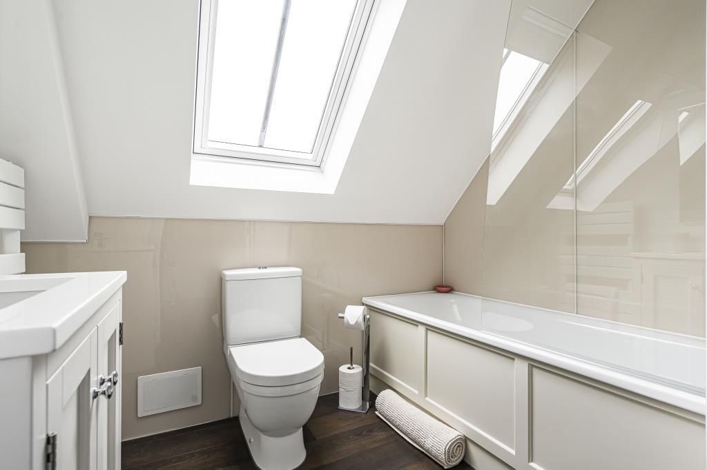 Additional image 16 of 2 bed flat for saleBarton Road, Ely CB7