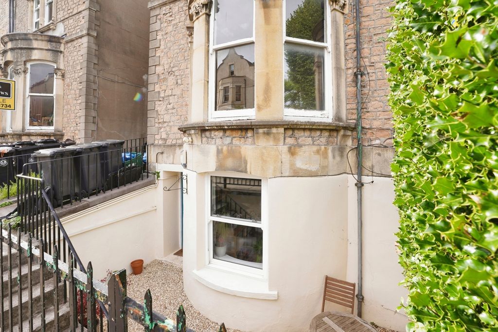 Property photo 1 of 13 Pbox-Img.Jpg